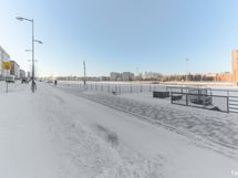 Rantaa pitkin hyvät kävely- ja pyöräilytiet.