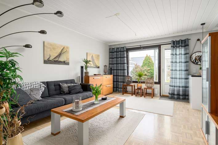 Rivitalo, 3h, kk, aula, s, kph, vh, ak, 48/72 m², Sudetti - Näkymä 3