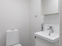 Myös wc uusittiin linjasaneerauksen yhteydessä 2025.