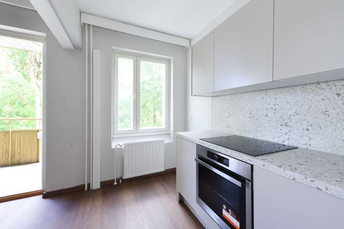 Kerrostalo, 2h + k + p, 44,5 m², Kivimaa
