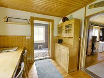 Tila hirsirakennuksessa