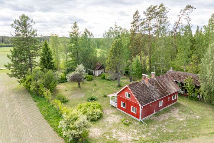 Omakotitalo, 3h, k, takkah, wc, psh, s, navetta, aitta, 98 m², Renko - Näkymä 2