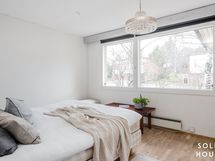 MH 1