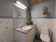 Yläkerta WC