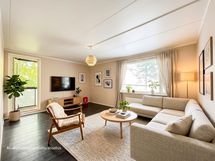 Valoisa koti luonnonläheisellä sijainnilla Maauunintiellä