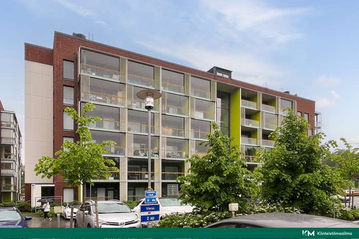 Kerrostalo, 3h+kt, lasitettu parveke, 56 m², Myyrmäki, Vantaa