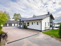 Päärakennus