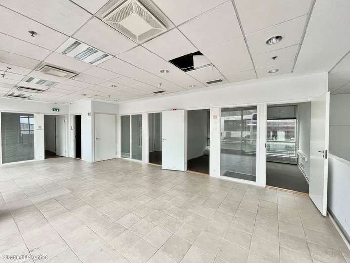 Liiketila, 306,5 m², Itäkeskus - Näkymä 2