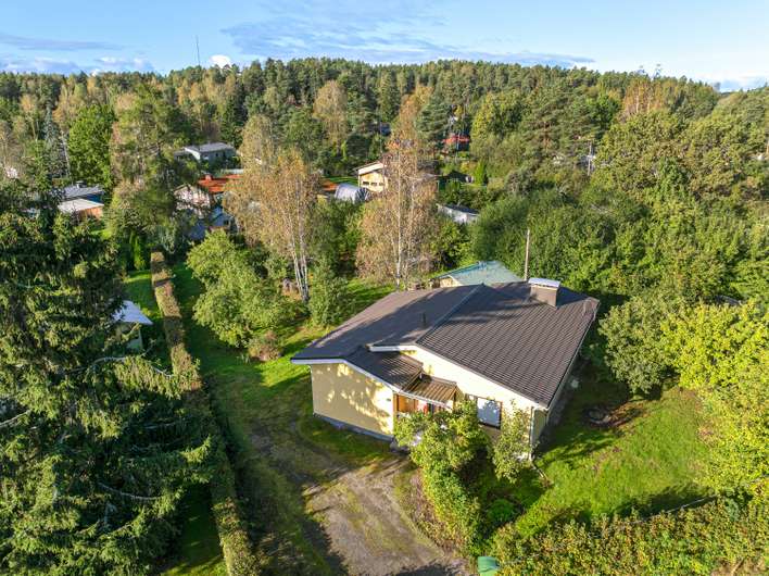 Omakotitalo, 3h+k+kph+s+erill.wc+kellari, 85 m², Empo - Ansicht 4