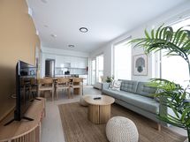 Ylimmän kerroksen kerhohuone talosaunan yhteydessä