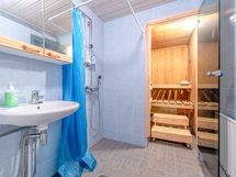 Pesuhuone ja sauna