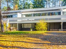 Siisti ja tyylikäs julkisivu