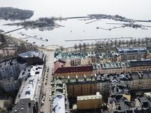Meri lähellä