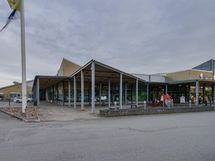 Laitilan liikekeskuksen uudessa laajennusosassa