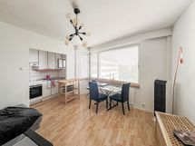 Hissitalon 6. kerroksen kaupunkikoti keskeisellä sijainnilla!