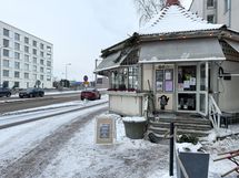 Aivan vierestä löytyy Lauttasaaren legendaarinen mutteri kahvila