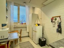 Liiketilan 1 keittiö
