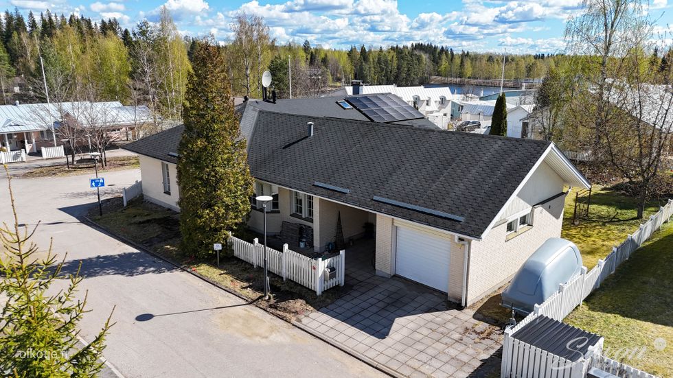 julkisivu