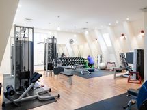 Kuntosalin lisäksi clubilla on golfsimulaattori.