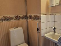 erillinen wc