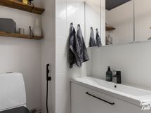 yläkerran WC
