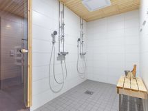 Taloyhtiön saunaosastoa