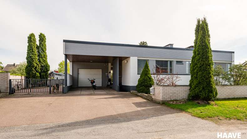 Omakotitalo, 6h, k, s, ph, at. Erillinen yksiö, 212/242 m², Uusikoivisto - Näkymä 2