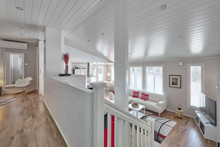 Omakotitalo, 3mh,oh,k,kph,s,2xwc,khh, 126 m², Lieviö - Näkymä 4