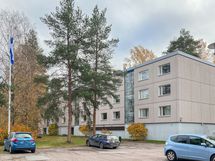 Omalla tontillaan olevaa yhtiötä on hoidettu säännöllisin korjauksin