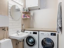 Asunnolla on kaksi wc:tä