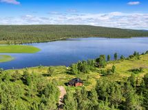 Alamökin maisemat Pyhäjärven rantaan.