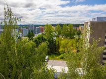 Näkymä parvekkeelta etelään.