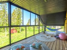 Lasitetulta parvekkeelta