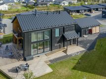 Forsiuksenpolku 12 uniikki hirsikoti.