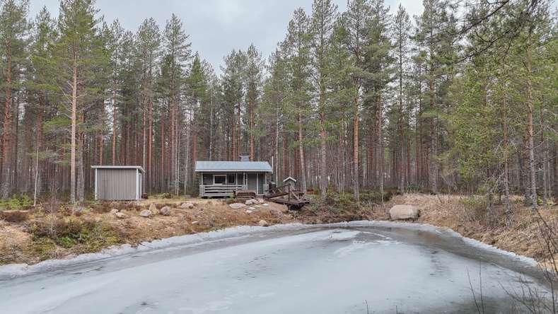 Loma-asunto, Tupa, kk, sauna, terassi, 30/32 m², Korvaluoma