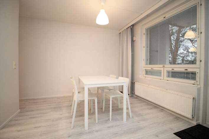 Kerrostalo, 2h+k+kph+wc+p, 61 m², Perno - Näkymä 4