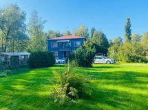 Julkisivu