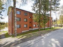 Bussiyhteydet toimii jouhevasti.