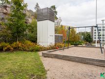 Sisäpihan leikkipaikkaa