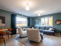 As 1 (5h+k+2kph+khh). Olohuone