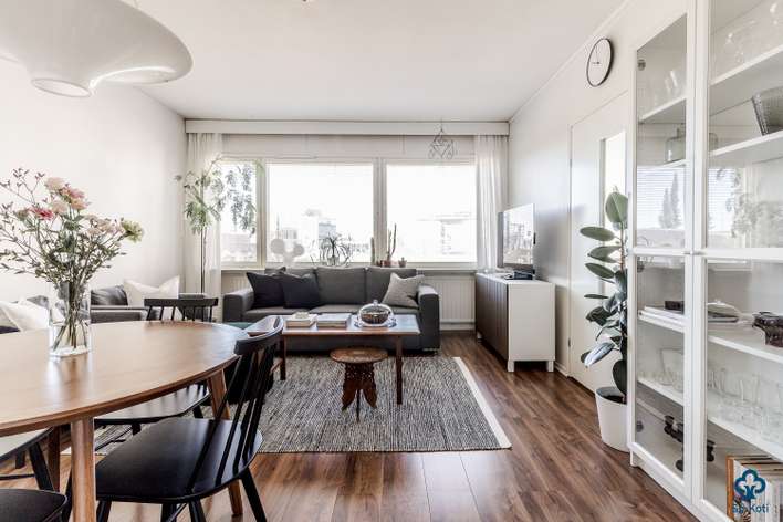 Kerrostalo, 2 h, kk, p, 50 m², Keskusta