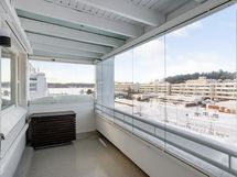 parvekkeelta merinäköala