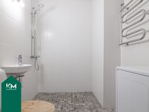 Kylpyhuone/wc on saneerattu 2024