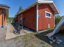 Erillinen varastorakennus