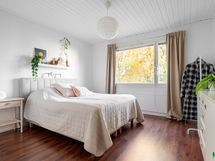 Tilava makuuhuone