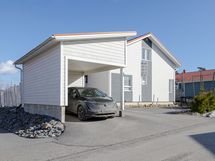 V. 2011 rakennettu Sievi -talo/ År 2011 byggt Sievi -hus