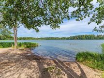 Vilniemen uimaranta naapurissa