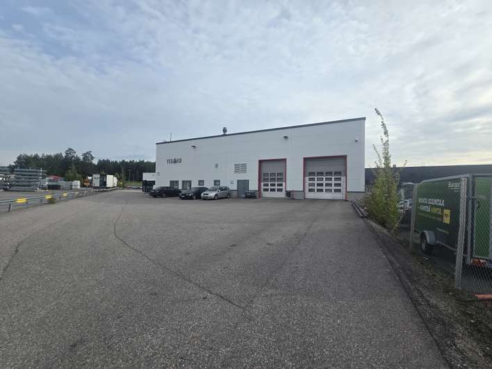 Liiketila, 6 800 m², Koivuhaka, Vantaa