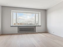 Olohuoneen maisemat Töölönlahdelle ovat kuin taulusta