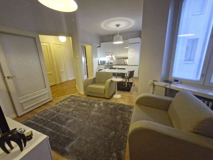 Kerrostalo, KALUSTETTU ISO YKSIÖ, 41,5 m², Kruununhaka, Helsinki